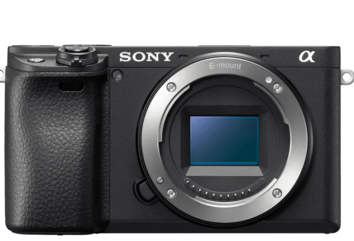 Sony A6400  Mirrorless Digital Camera with 16-50mm II Lens